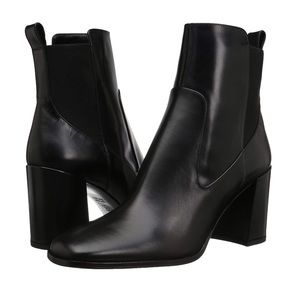 Via Spiga Delaney Chelsea Black Leather Boots